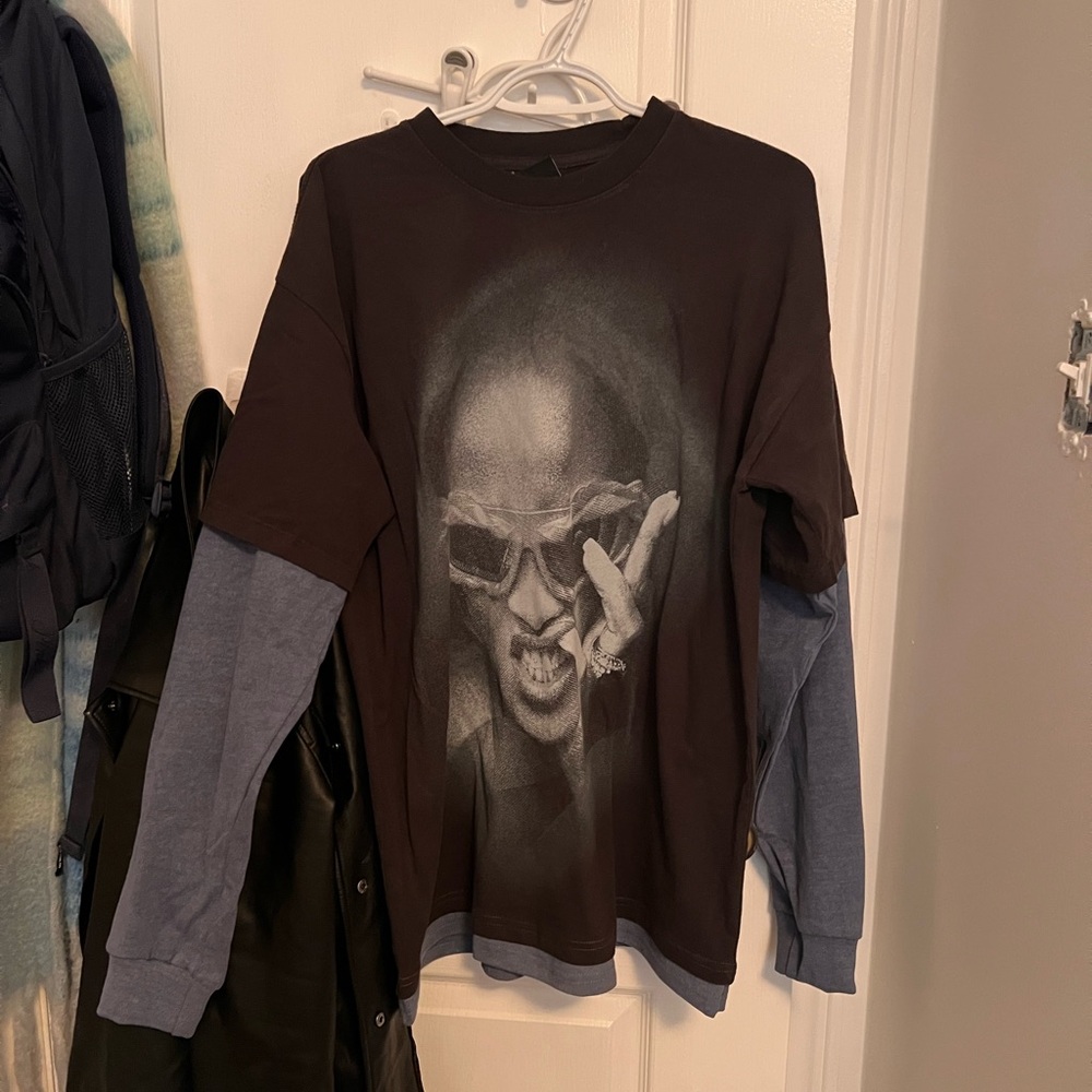 LIMITED EDITION Rihanna 20 Year Anniversary Black T-Shirt - Picture 4 of 5